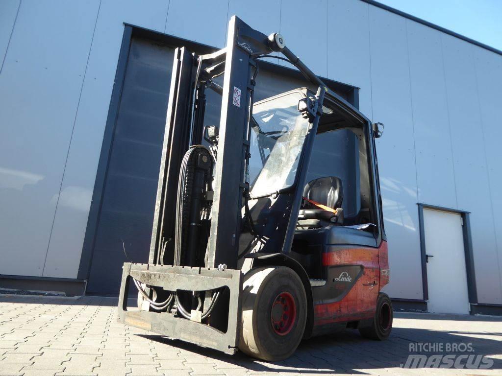 Linde E25-01 Электропогрузчики