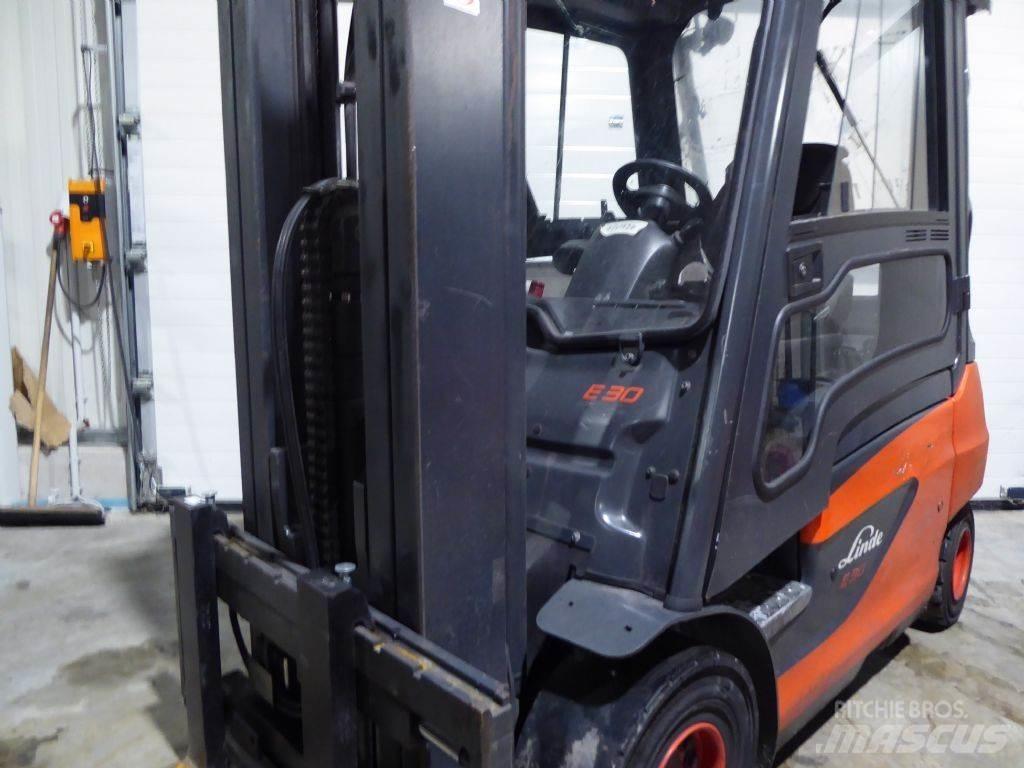 Linde E30-01 Электропогрузчики