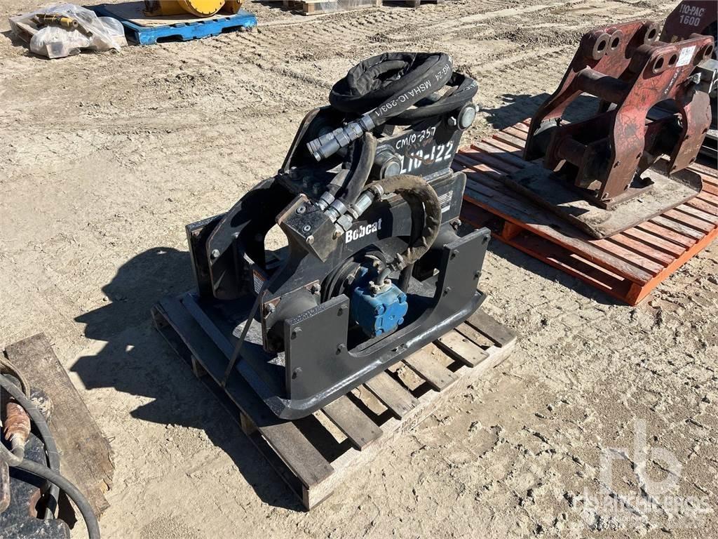 Bobcat PCF64 Виброплиты и вибротрамбовки
