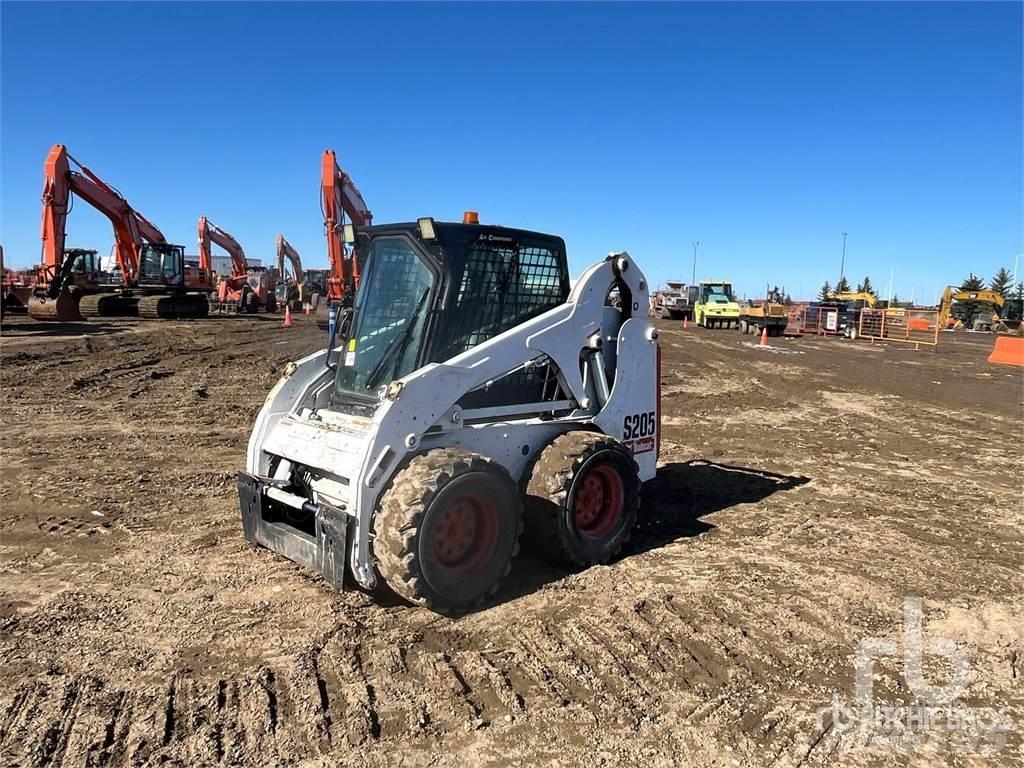 Bobcat S205 Мини-погрузчики