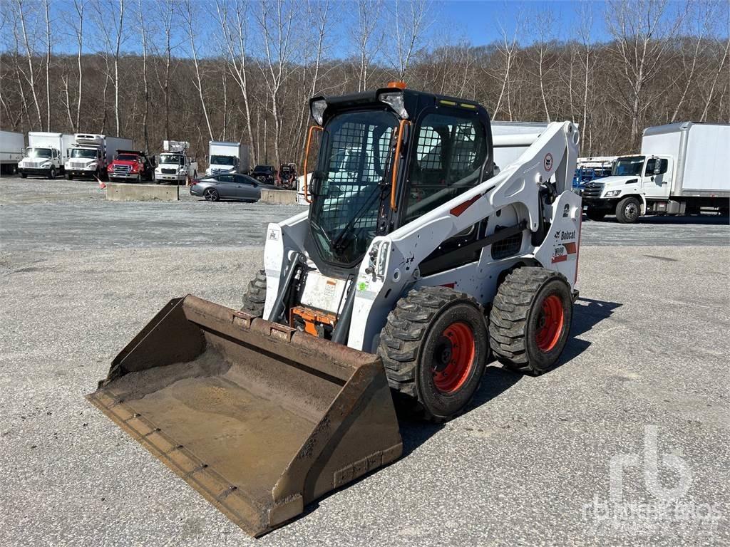 Bobcat S740 Мини-погрузчики