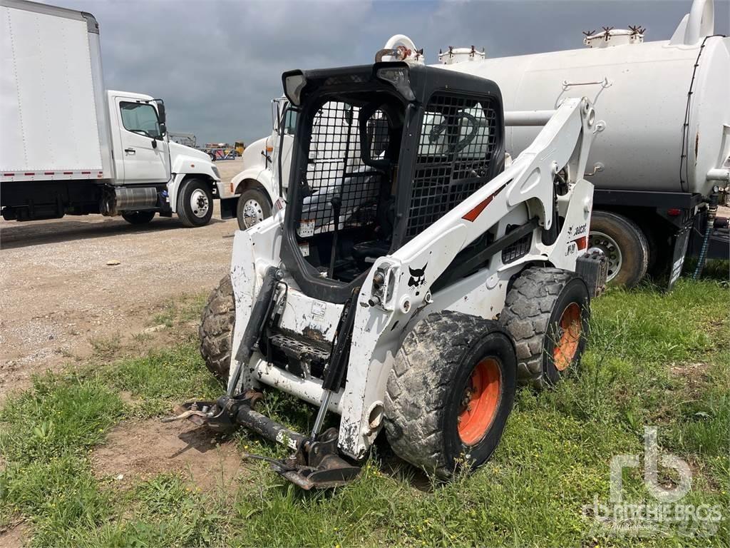 Bobcat S740 Мини-погрузчики