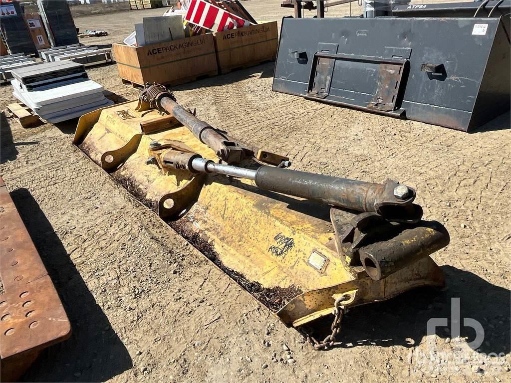 Brandt 144 in Бульдозерные отвалы