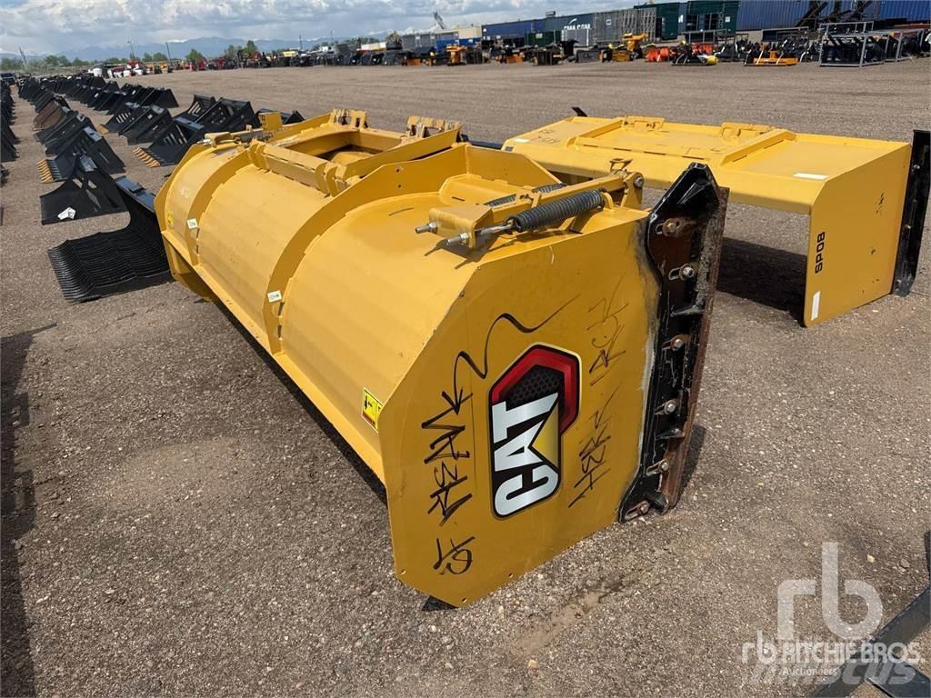 CAT 124 in Другая техника для уборки снега