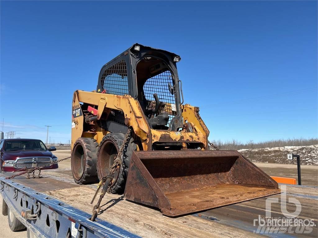 CAT 226D Мини-погрузчики