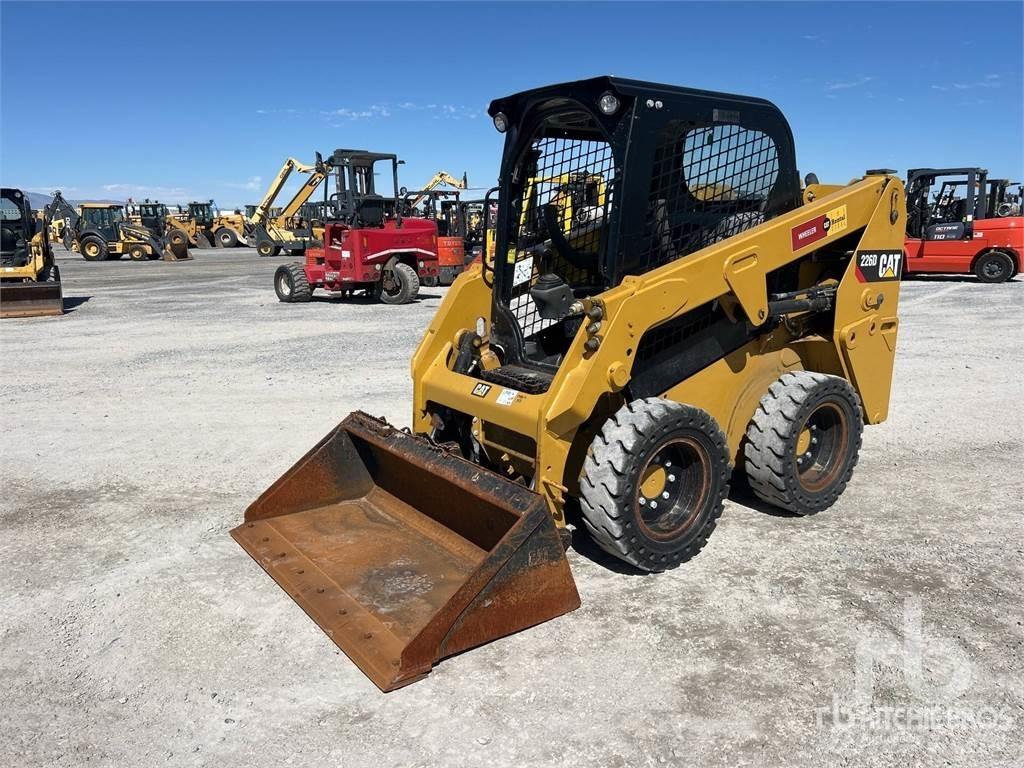 CAT 226D C1-H2 Мини-погрузчики