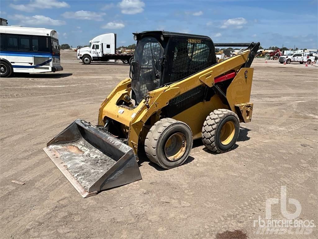 CAT 262D3 Мини-погрузчики