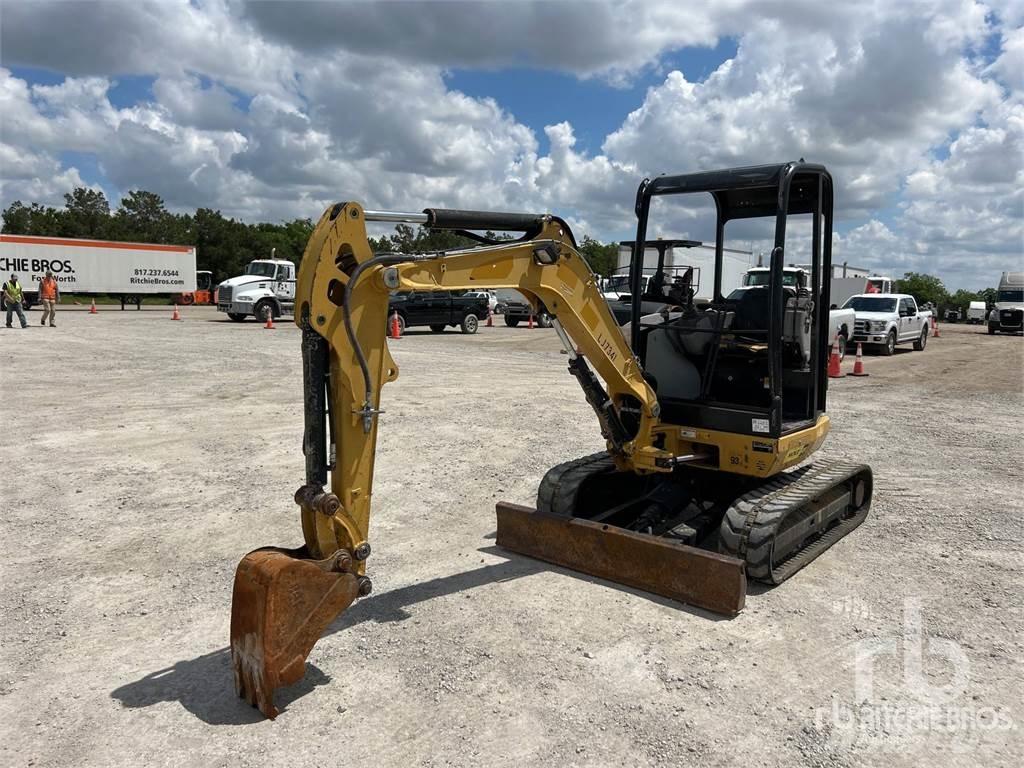 CAT 302.7DCR Мини-экскаваторы