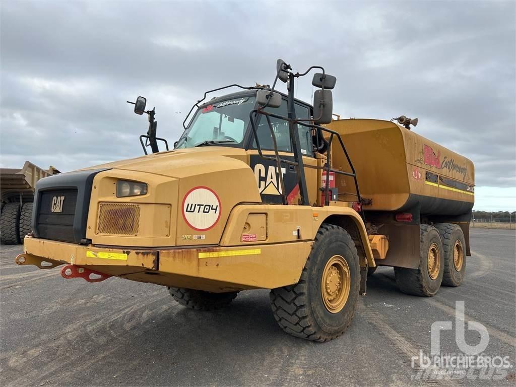 CAT 730C2 Поливочные машины