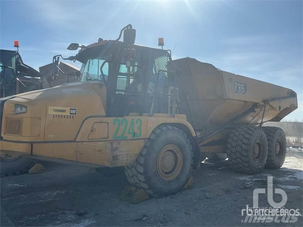 CAT 735 Шарнирно-сочленённые самосвалы