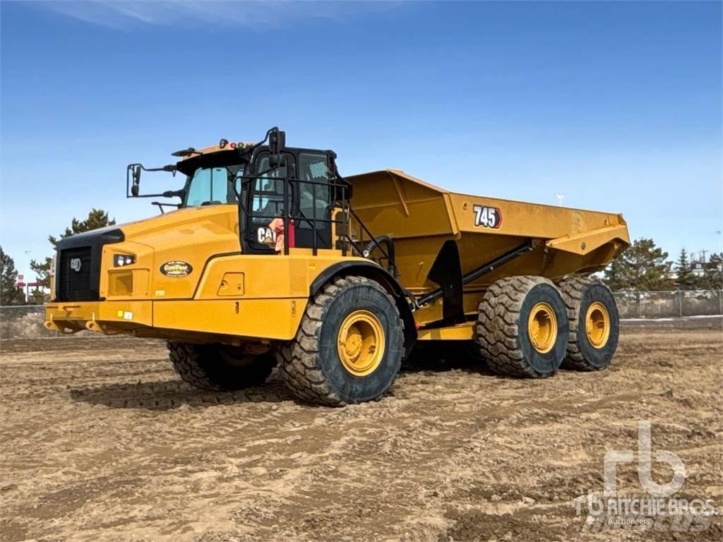 CAT 745 Шарнирно-сочленённые самосвалы