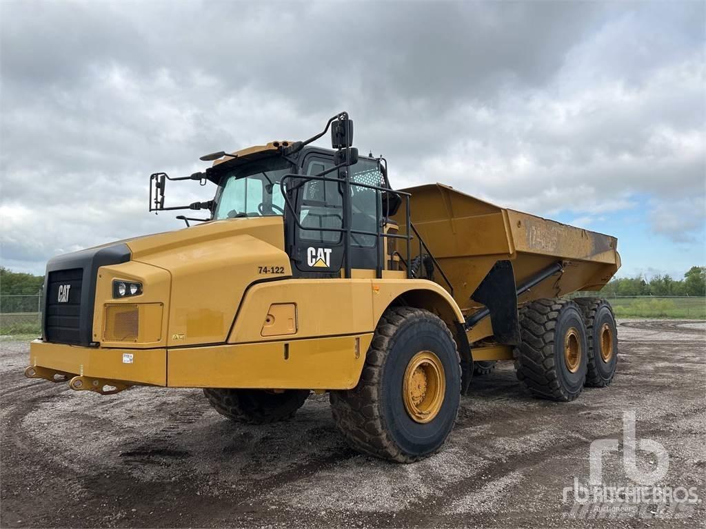 CAT 745 Шарнирно-сочленённые самосвалы