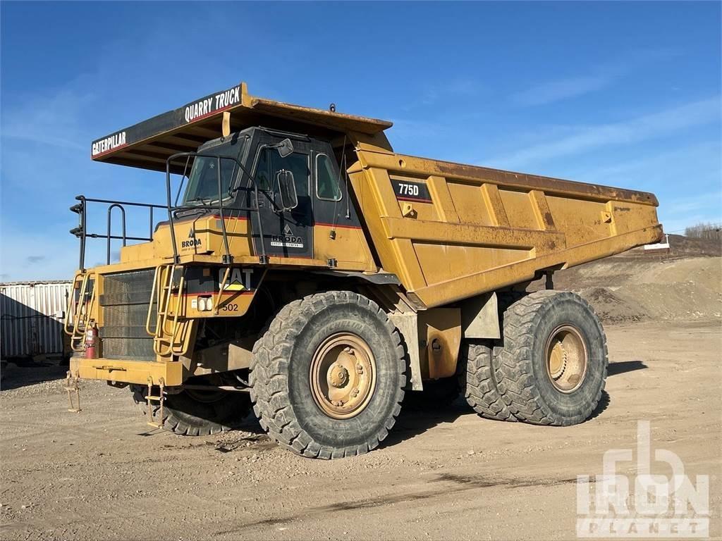CAT 775D Карьерные самосвалы