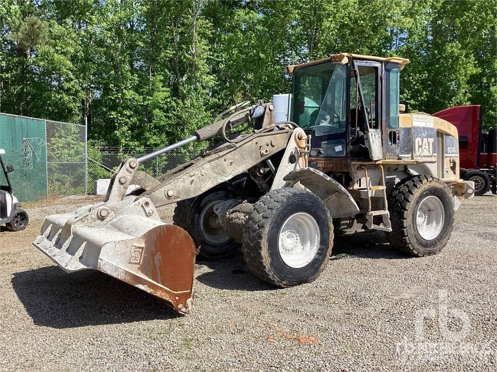 CAT 924G Фронтальные погрузчики