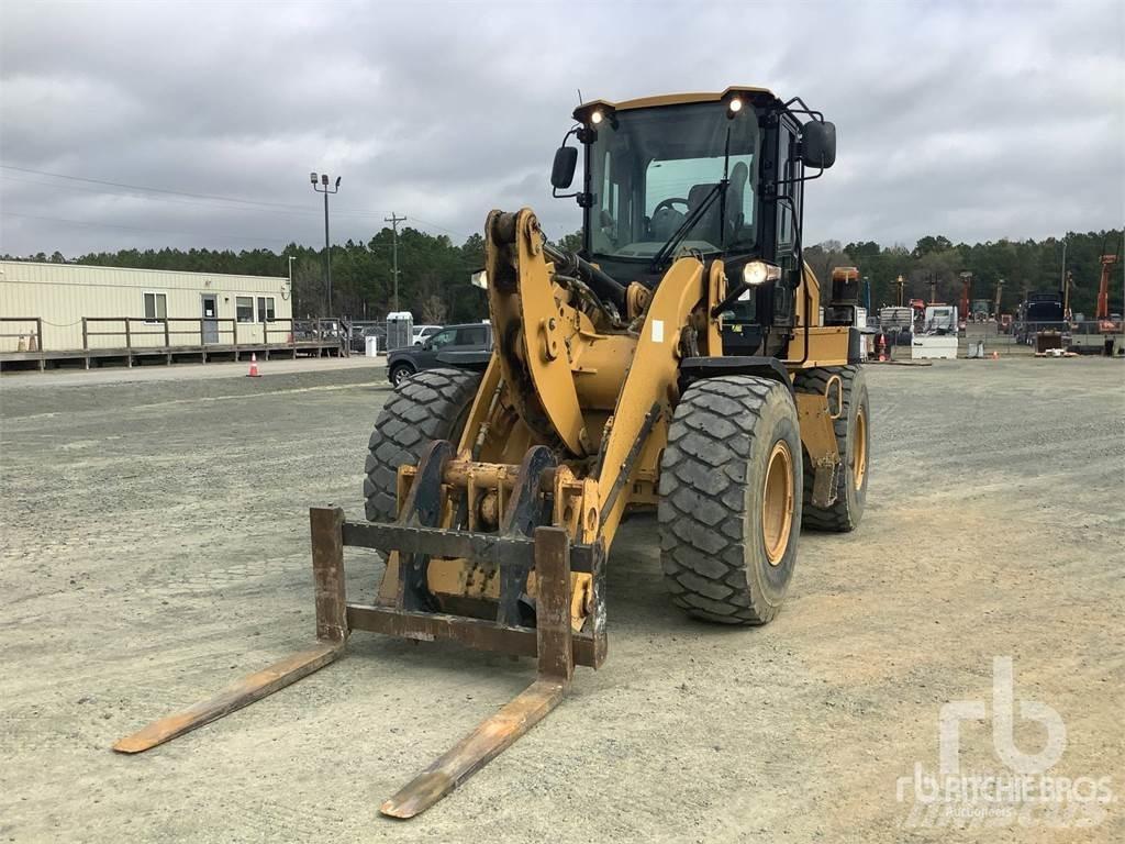 CAT 924K Фронтальные погрузчики