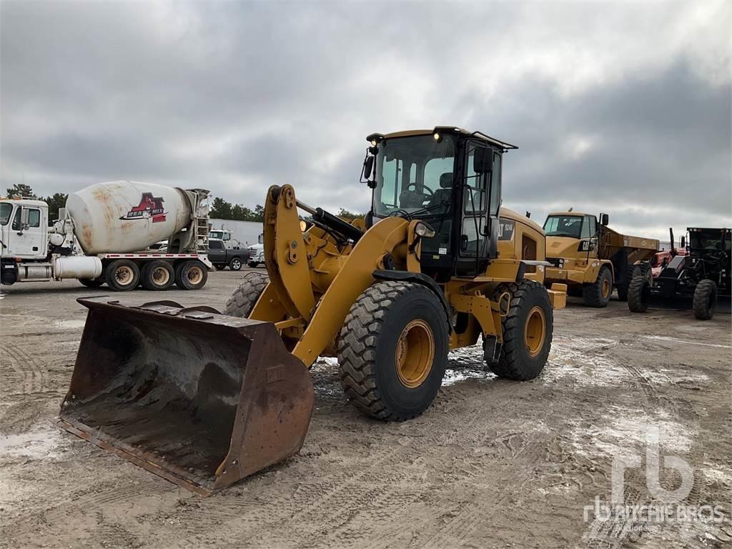 CAT 924K Фронтальные погрузчики