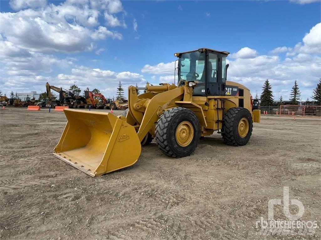 CAT 938H Фронтальные погрузчики
