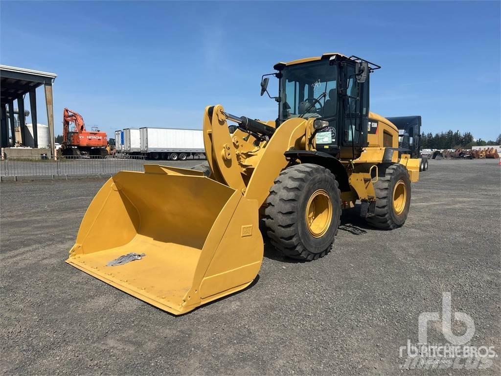 CAT 938M Фронтальные погрузчики