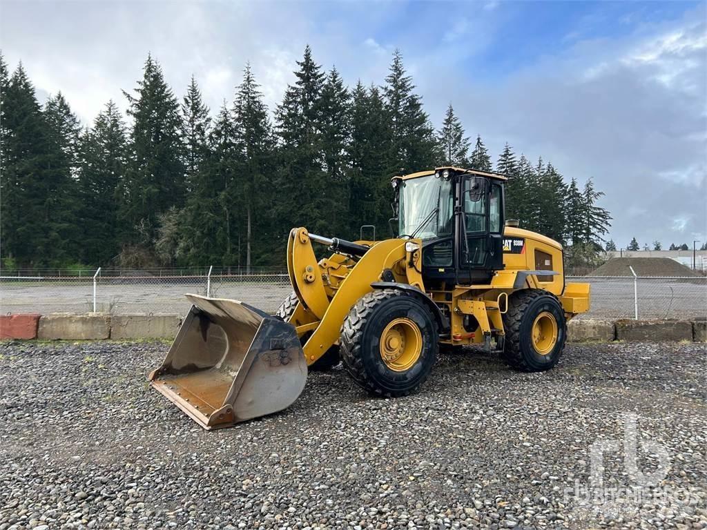 CAT 938M Фронтальные погрузчики