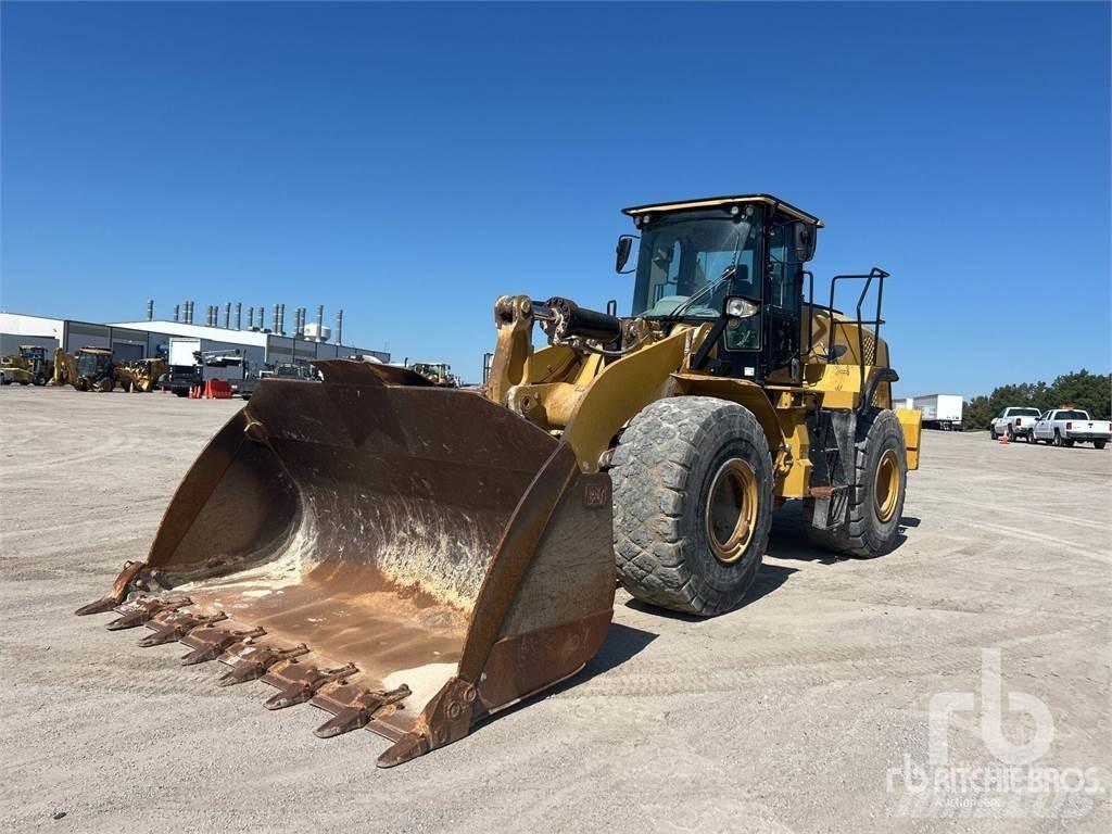 CAT 972M Фронтальные погрузчики
