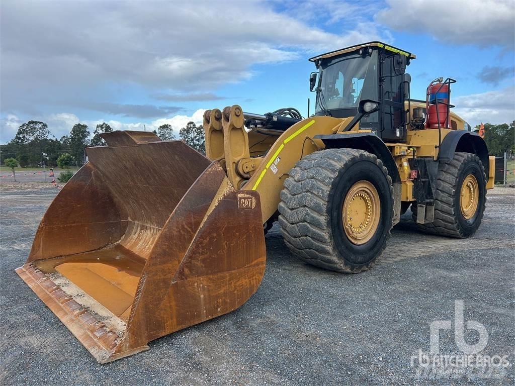 CAT 982M Фронтальные погрузчики
