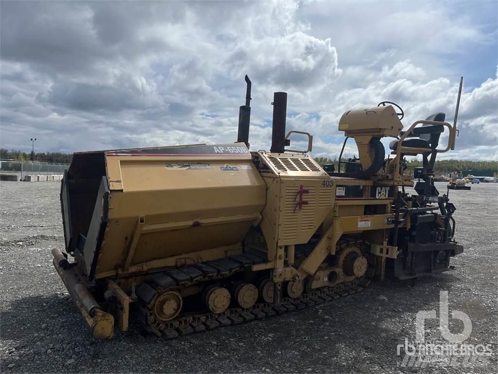 CAT AP-650B Асфальтоукладчики