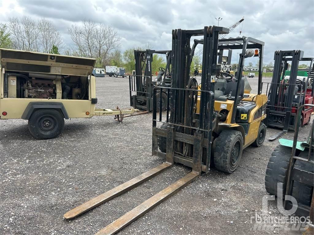 CAT C5000 Дизельные погрузчики