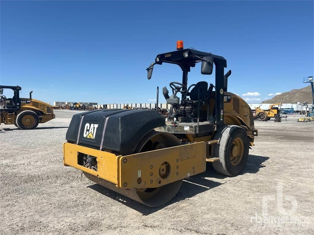 CAT CCS7 Катки тротуарные