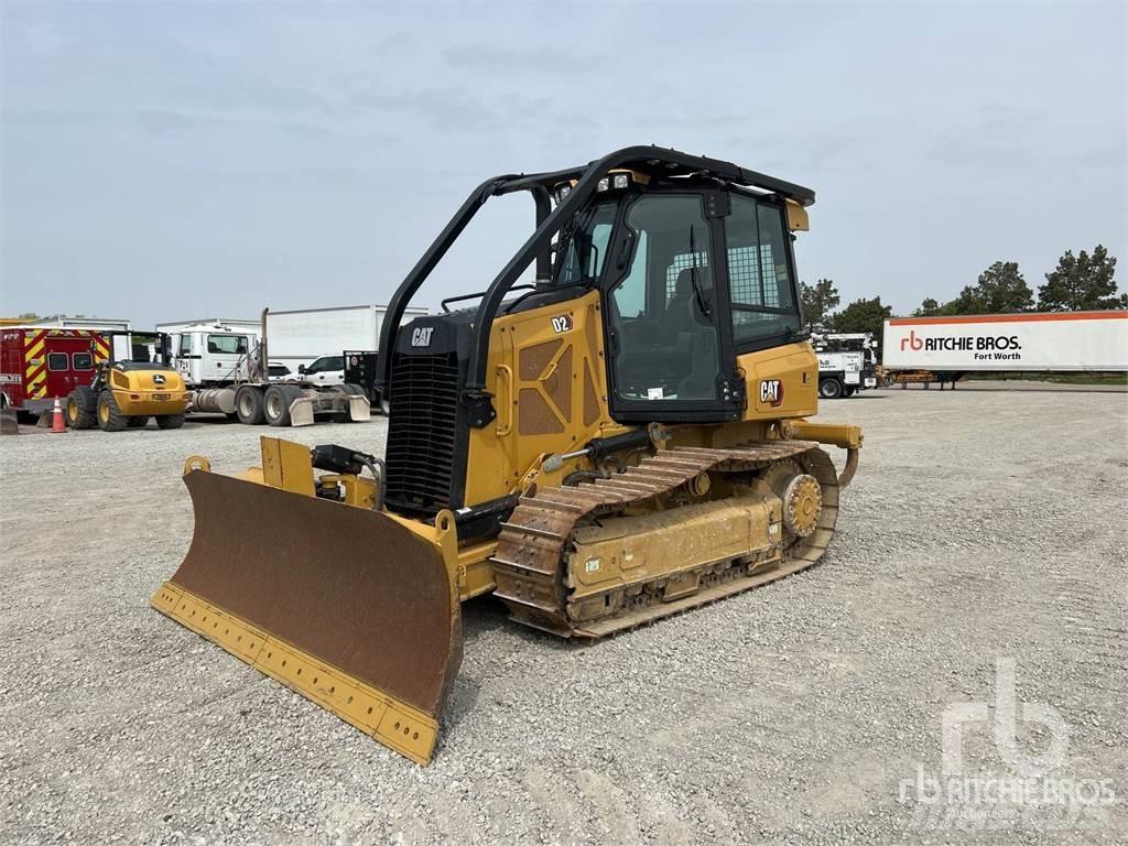CAT D2 Гусеничные бульдозеры