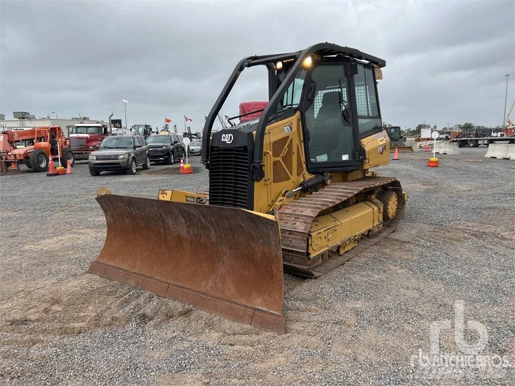 CAT D3 Гусеничные бульдозеры