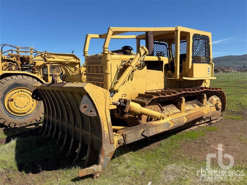 CAT D8H Гусеничные бульдозеры