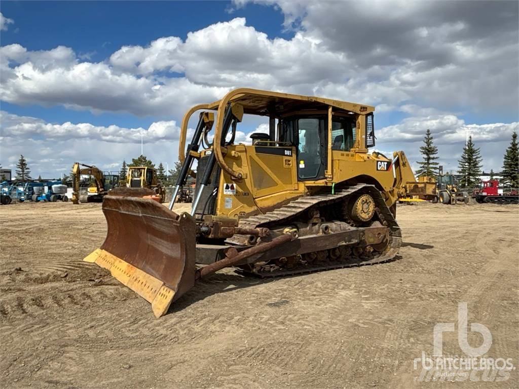 CAT D8T Гусеничные бульдозеры