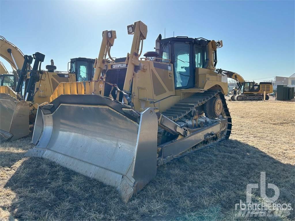 CAT D8T Гусеничные бульдозеры