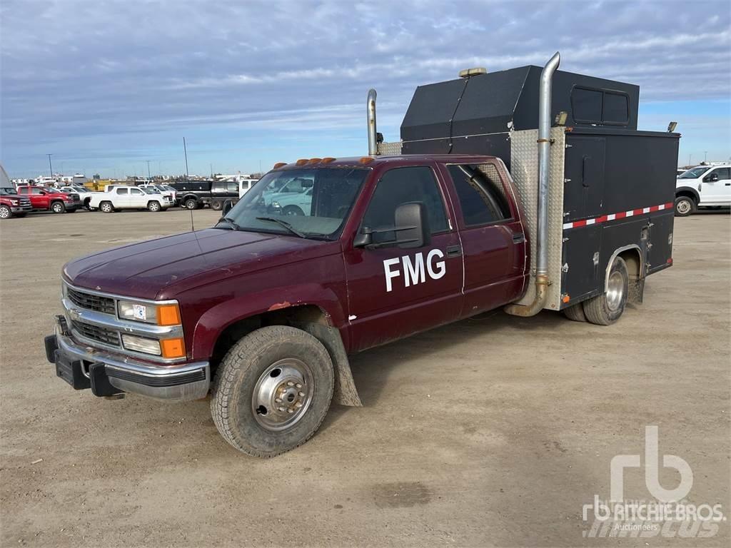 Chevrolet 3500 Комбинированные дорожные машины