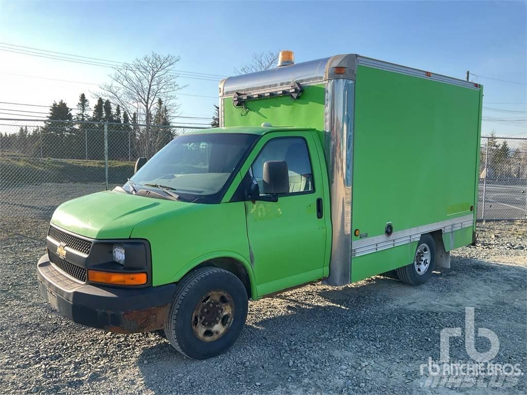 Chevrolet 3500 Изотермический фургон