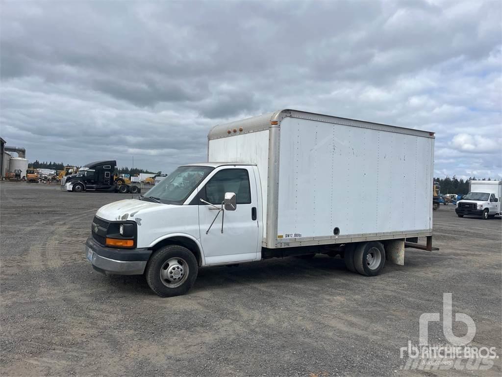 Chevrolet 3500 Изотермический фургон