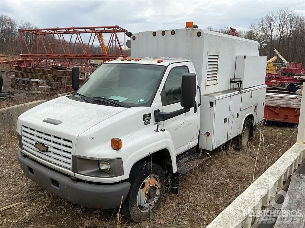 Chevrolet C5500 Комбинированные дорожные машины