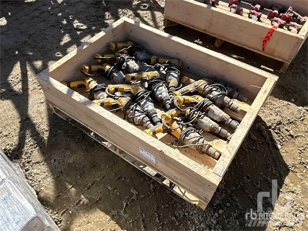 DeWalt DWD520 Строительная техника - Другие