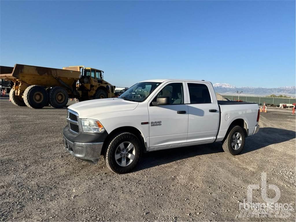 Dodge 1500 Бортовые фургоны
