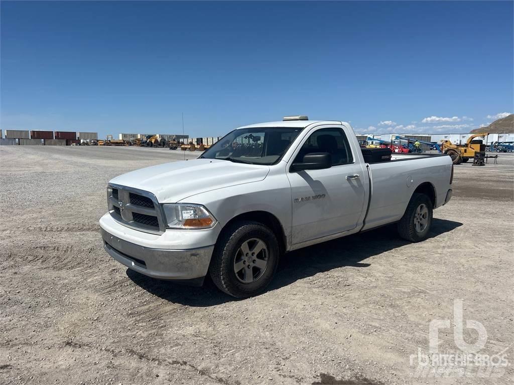 Dodge 1500 Комбинированные дорожные машины