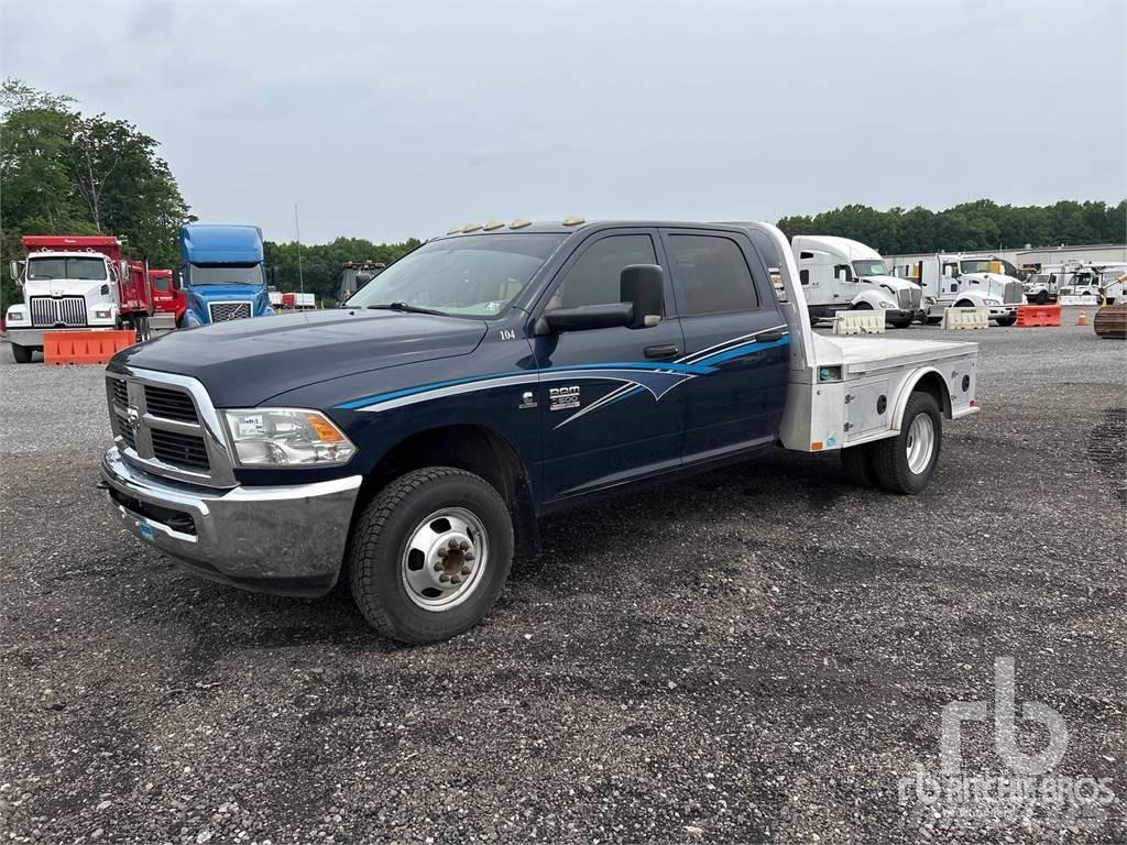 Dodge 3500 Грузовики-платформы/боковая разгрузка