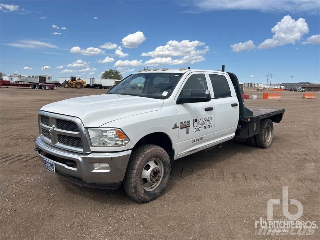 Dodge 3500 Грузовики-платформы/боковая разгрузка