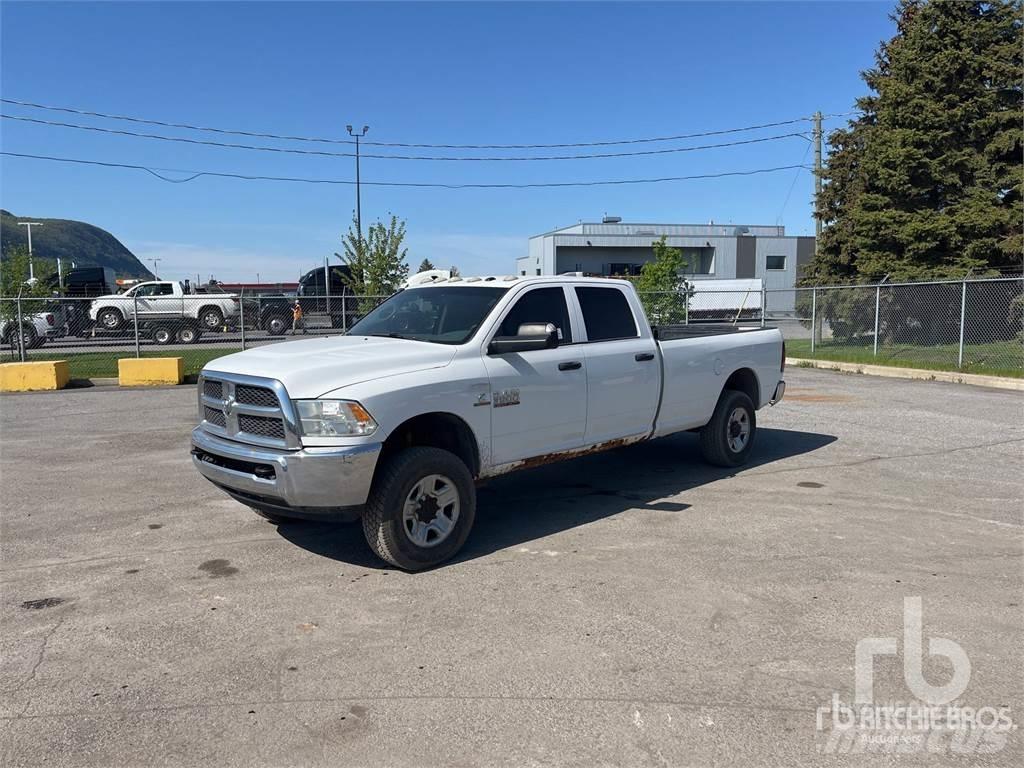 Dodge 3500 Бортовые фургоны