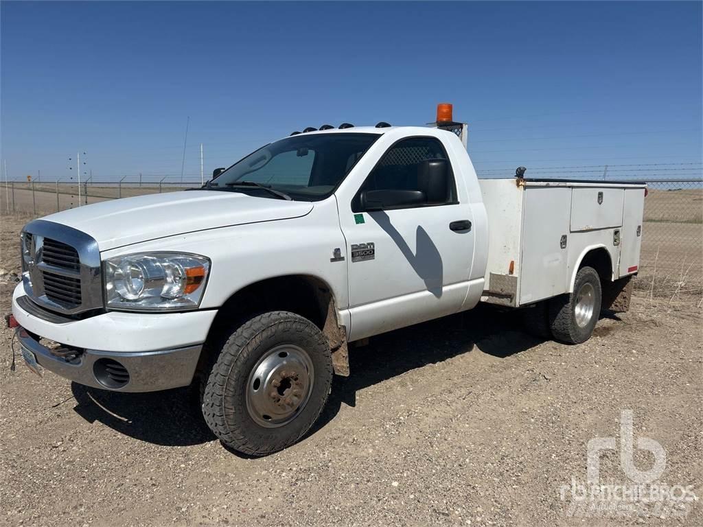 Dodge 3500 Комбинированные дорожные машины