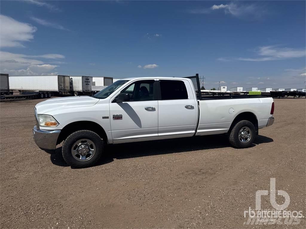 Dodge RAM 2500 Бортовые фургоны