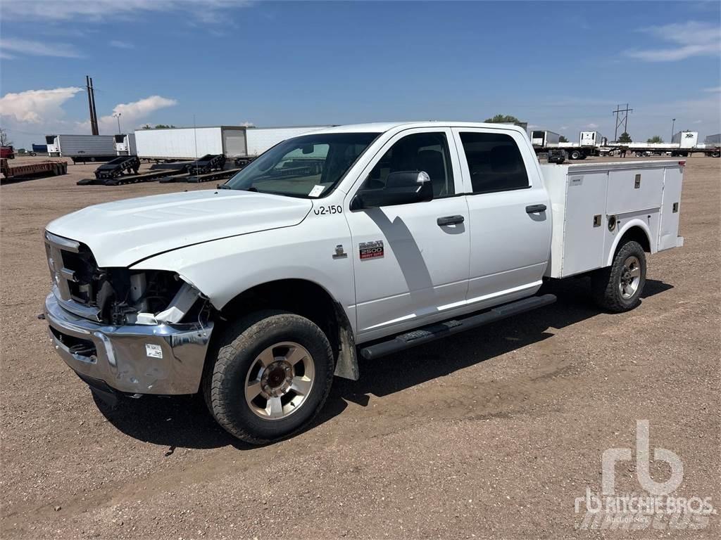 Dodge RAM 2500 Комбинированные дорожные машины