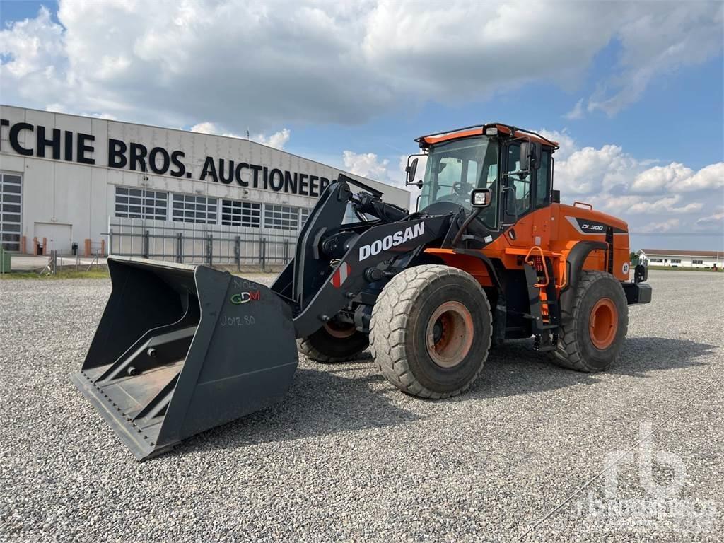 Doosan DL300-5 Фронтальные погрузчики
