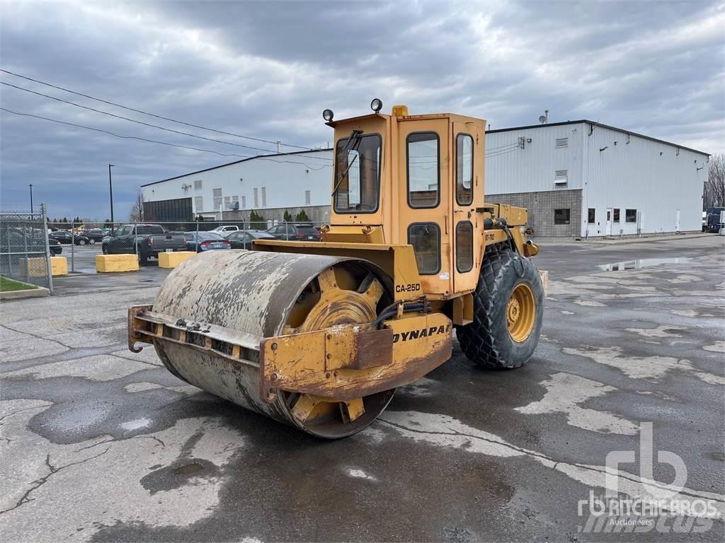 Dynapac CA2500 Уплотнители грунта