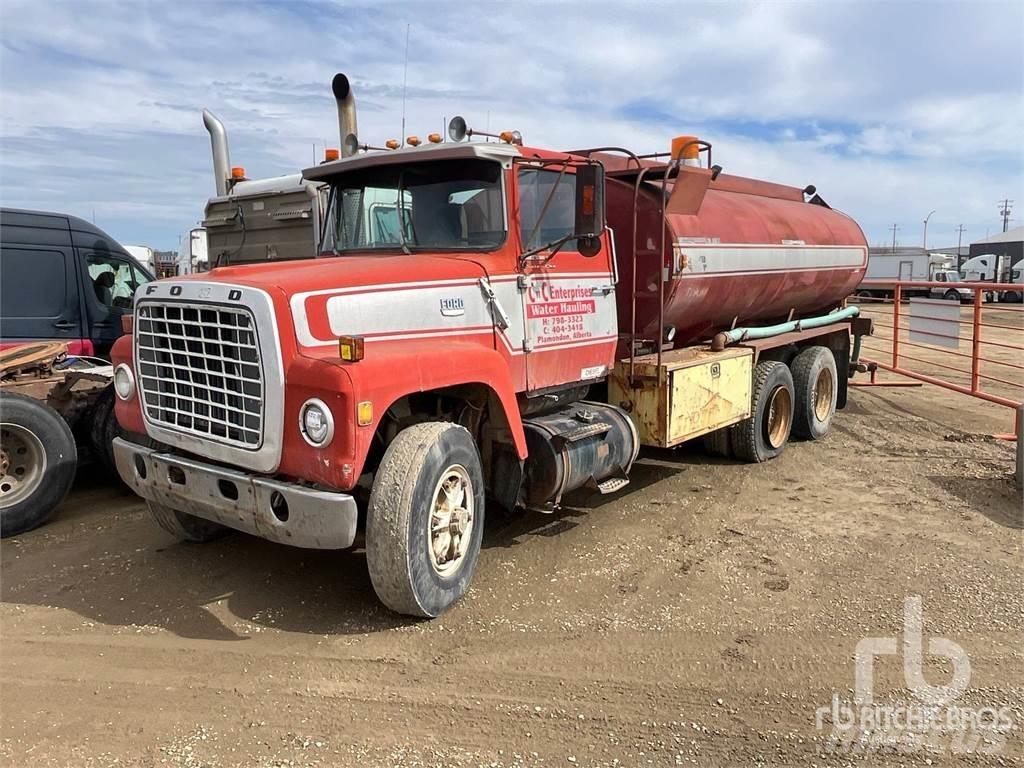Ford 9000 Поливочные машины