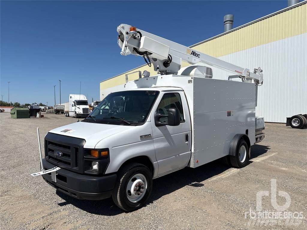 Ford E-350 Прицепные подъёмники